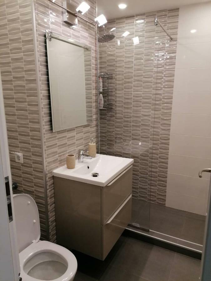 White Studio Apartman Kolozsvár Kültér fotó