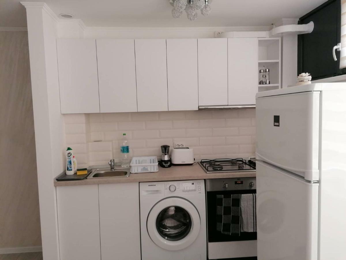 White Studio Apartman Kolozsvár Kültér fotó